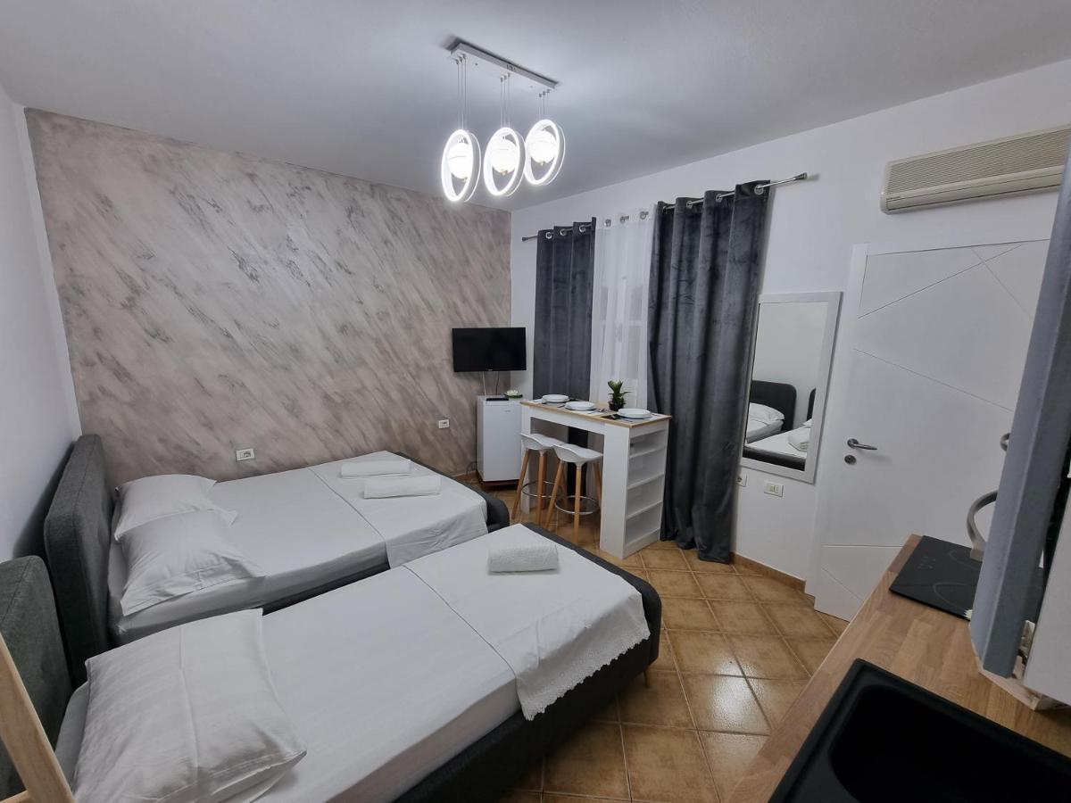 Studio Vlora Appartement Buitenkant foto