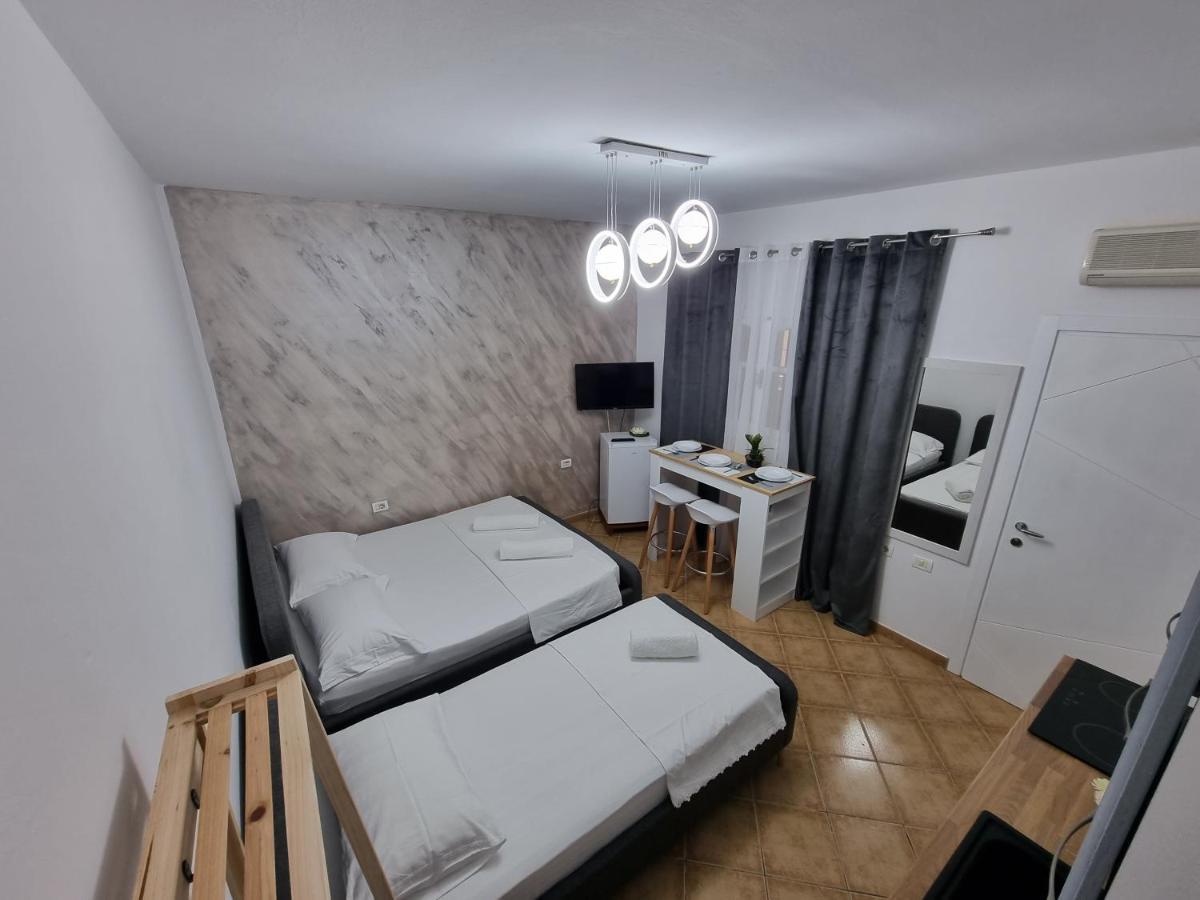 Studio Vlora Appartement Buitenkant foto