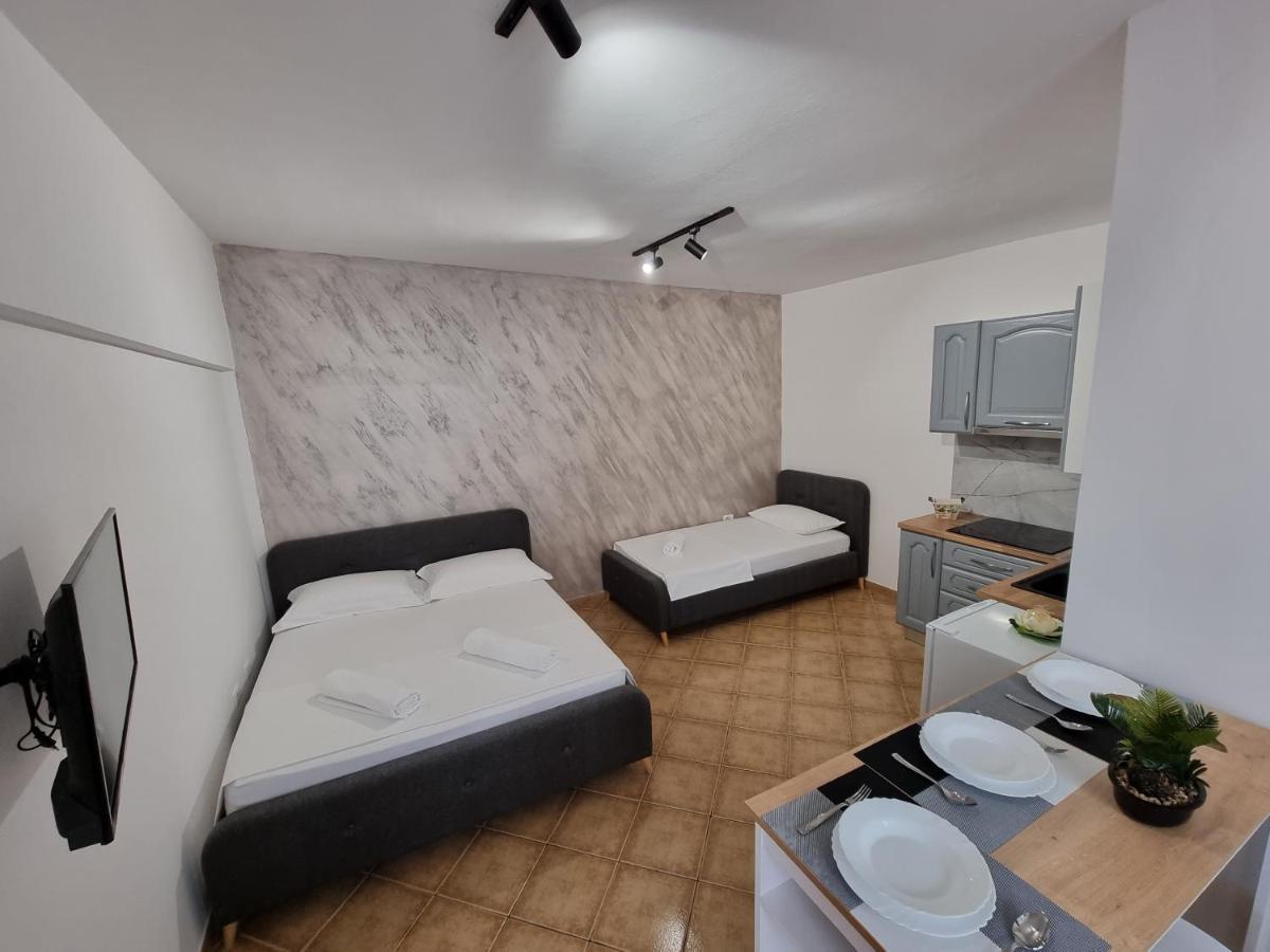 Studio Vlora Appartement Buitenkant foto